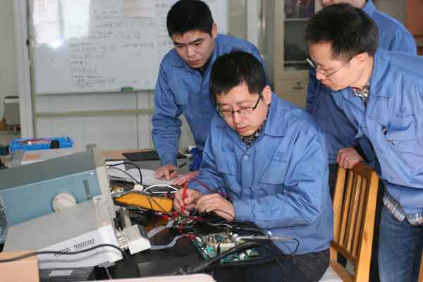 公司ZSM-6重力仪程序获得中装集团2015年度软件著作权奖励